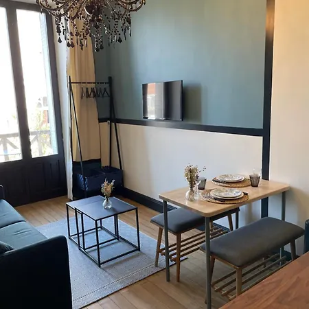Furnished Downtown Aix Les Bains 202 * Aix-les-Bains